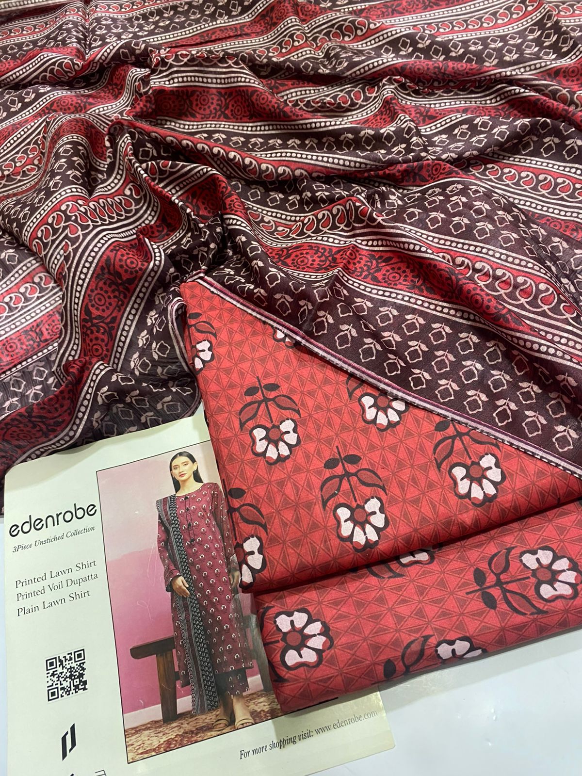 EDENROBE Lawn Printed 3Piece D-006