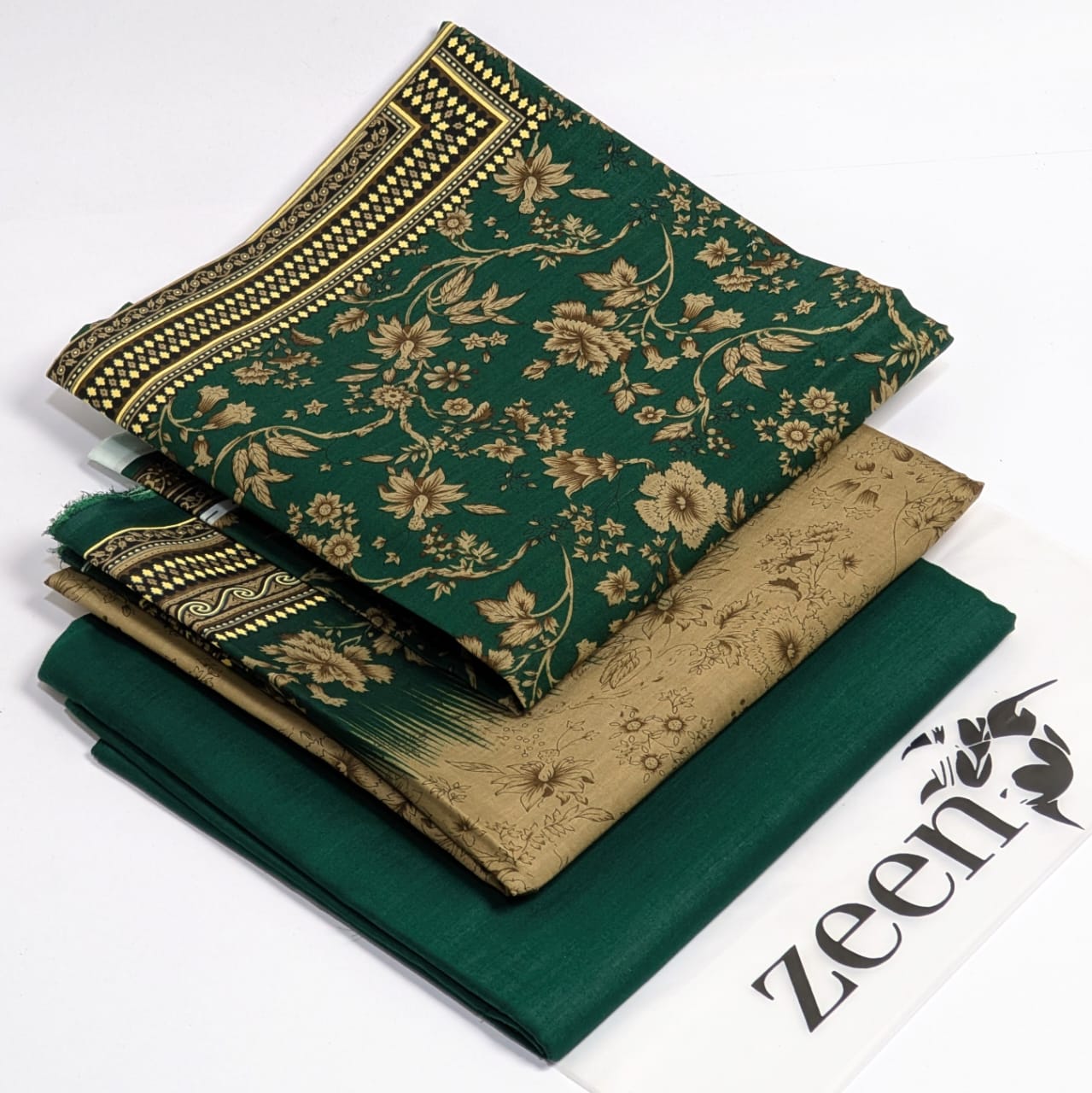 Zeen Printed Lawn Unstitched 3Piece D-179