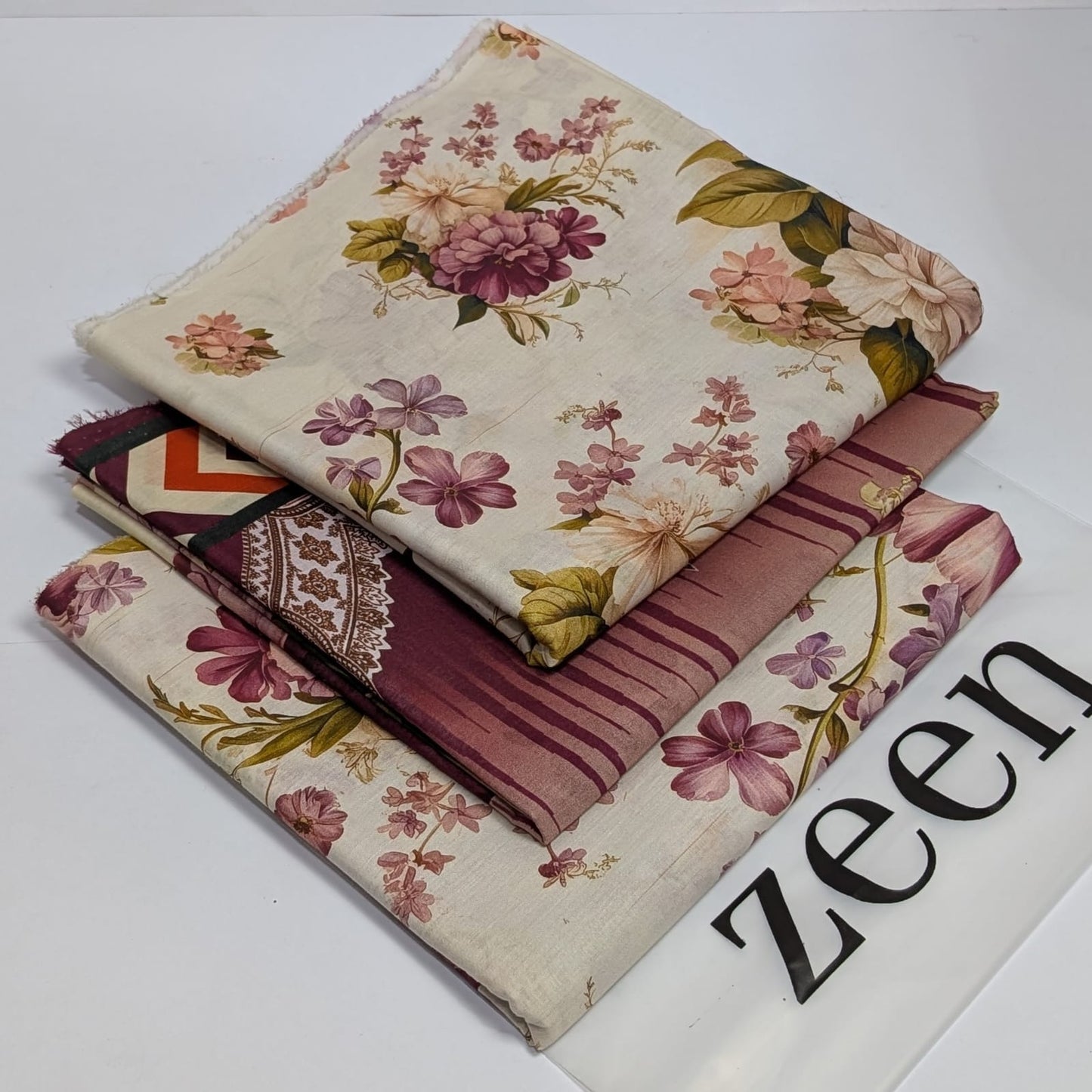 Zeen Printed Lawn Unstitched 3Piece D-194