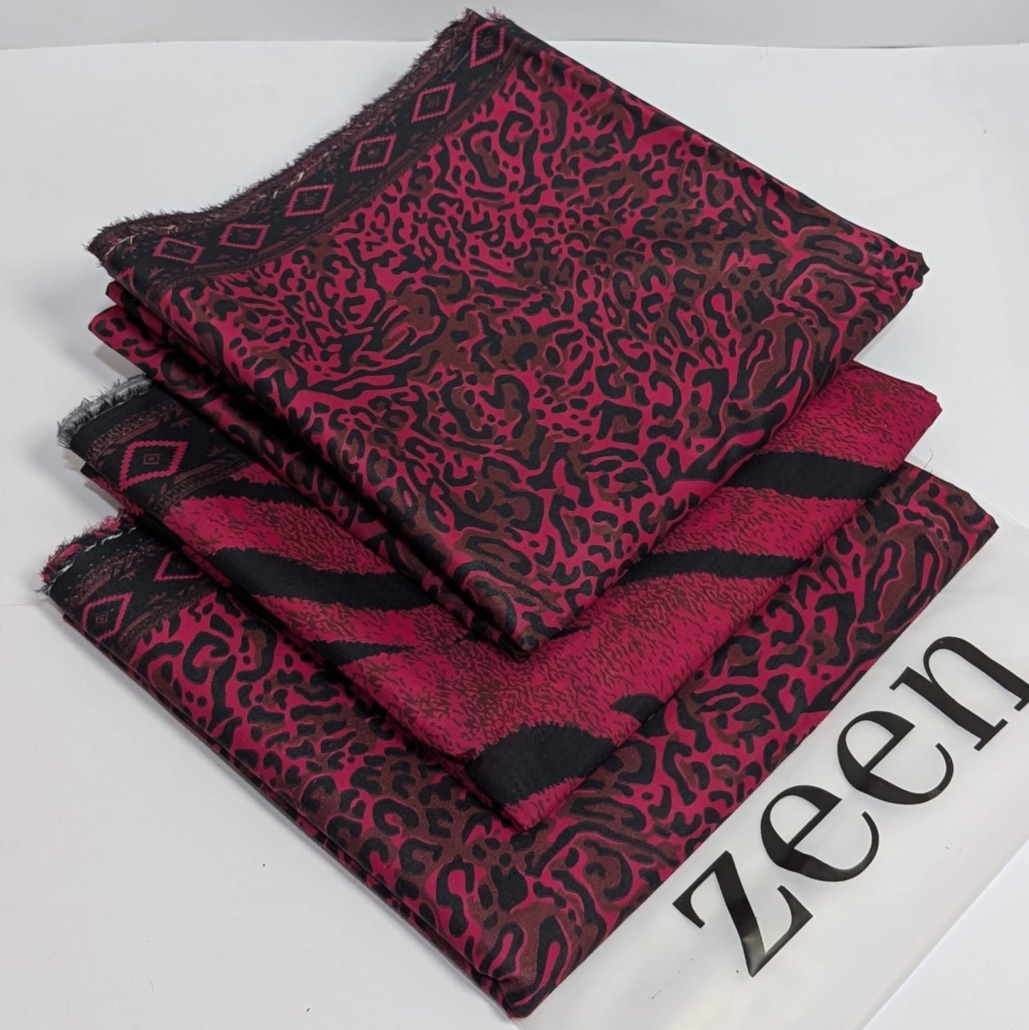 Zeen Printed Lawn Unstitched 3Piece D-203