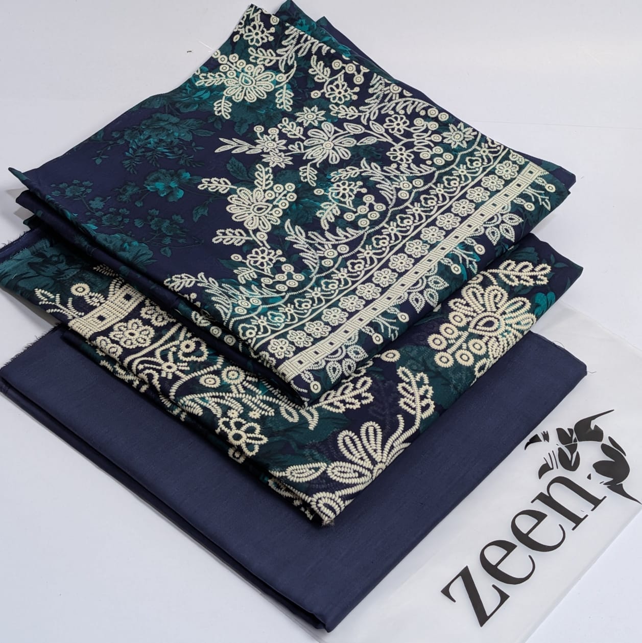 Zeen Printed Lawn Unstitched 3Piece D-174